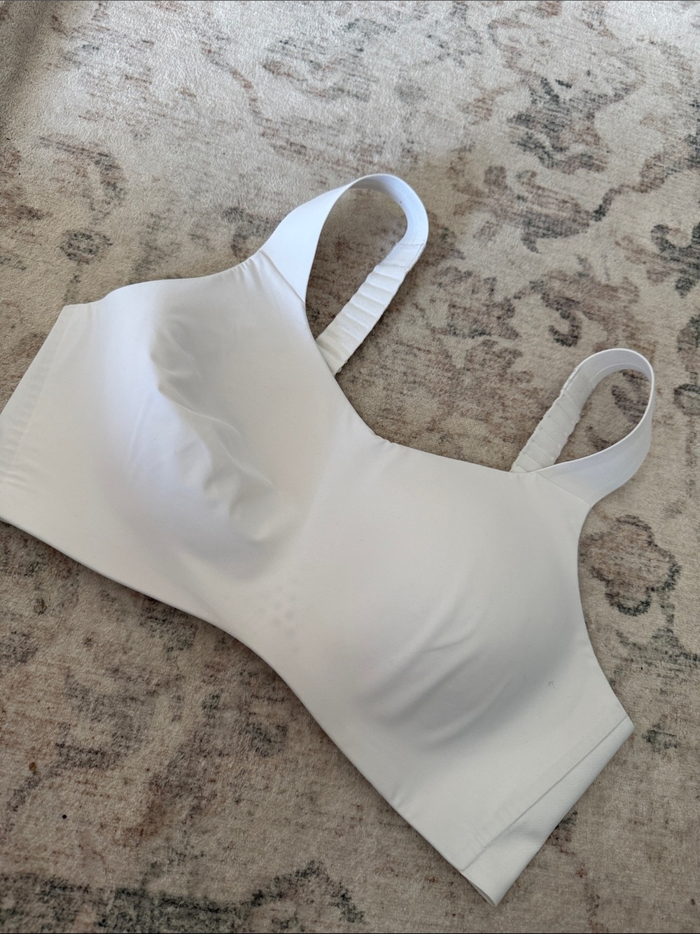 knix catalyst bra 36DD Seamless White Wireless Bra size 7 knix